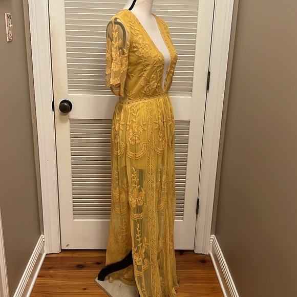 Honey Punch Yellow Lace Boho Romper / Maxi Dress, Size Small, EUC - Picture 11 of 17